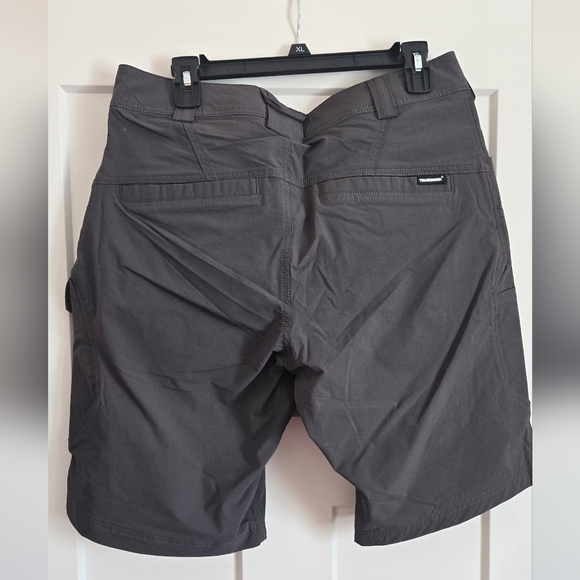 Truewerk Men's Deep Grey Work Shorts Never Worn - Picture 3 of 6